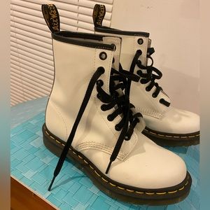 Doc martens white